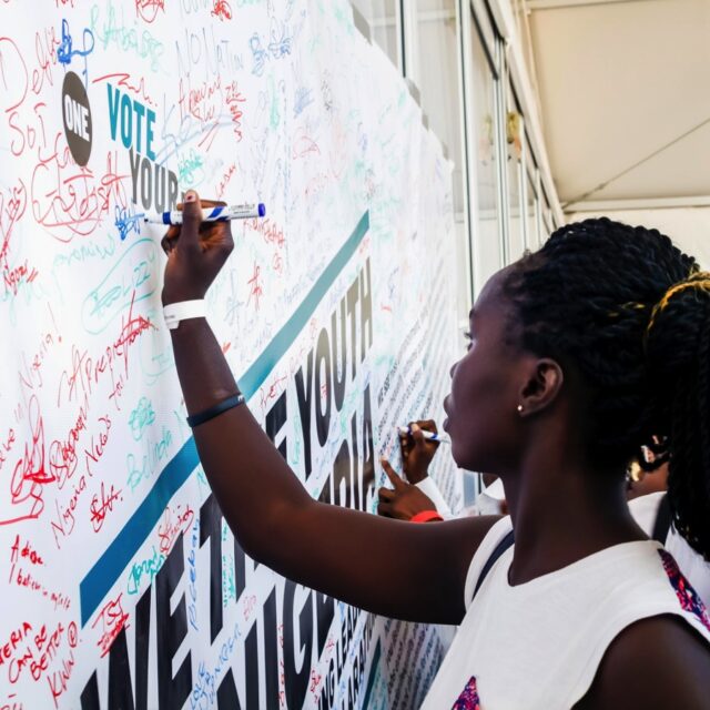 Nigeria’s youth keep up the pressure for change