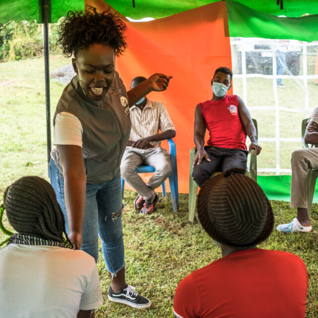 Carolynes Einsatz: HIV und geschlechterspezifische Gewalt beenden!