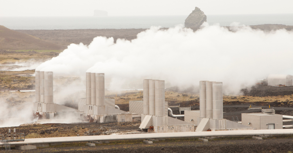 Ein Geothermiekraftwerk zur Produktion erneuerbarer Energien
