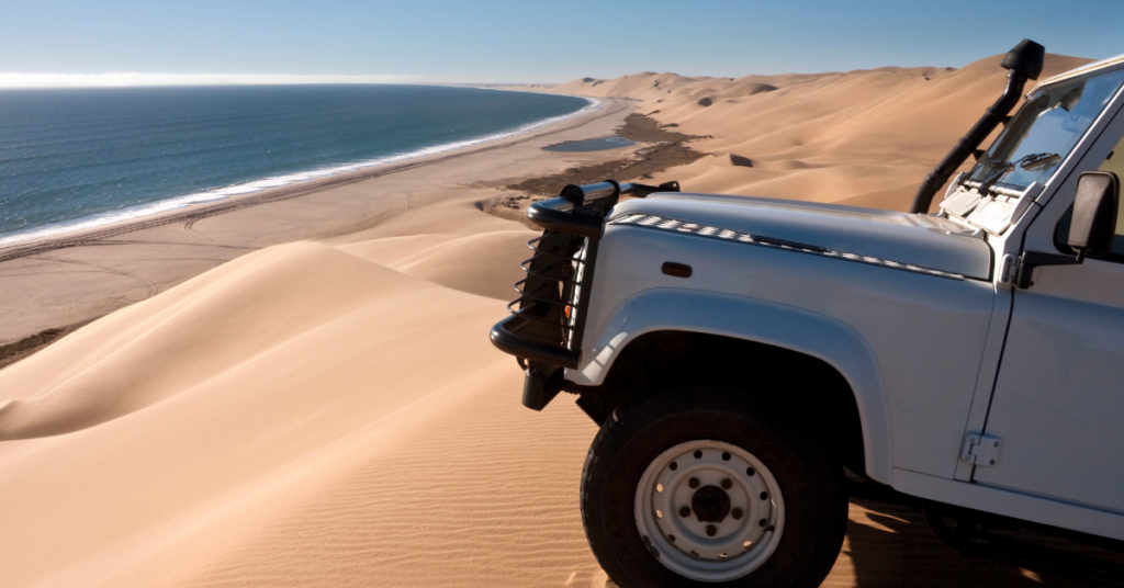 Wüste und Ozean Namibia und Jeep