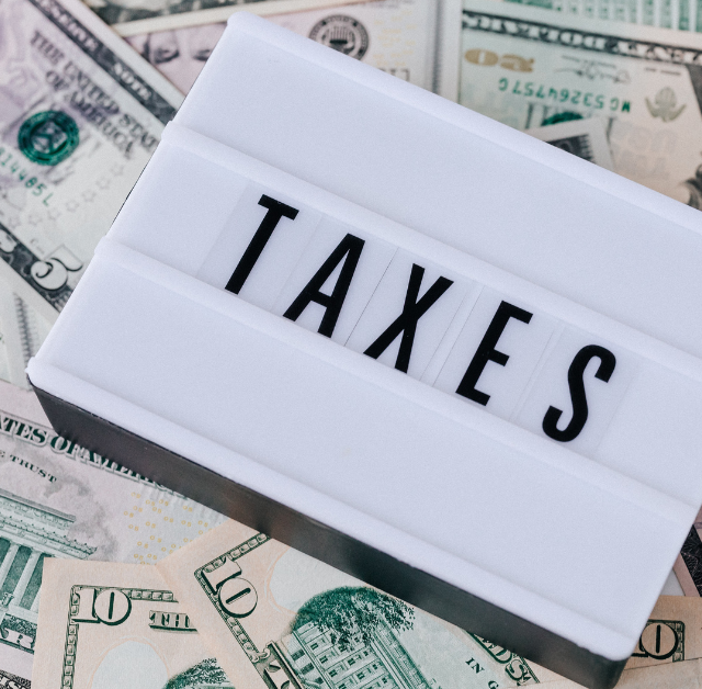Des « taxes solidaires » plus si solidaires
